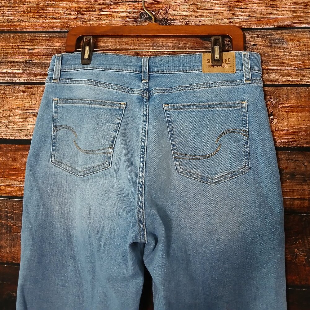 Signature Levi Jeans Size 8 High Rise Heritage Boyfriend Blue Denim Stretch Crop - Picture 5 of 10